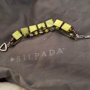 Silpada green mother of pearl bracelet with toggle.  Matches the GMOP ring.